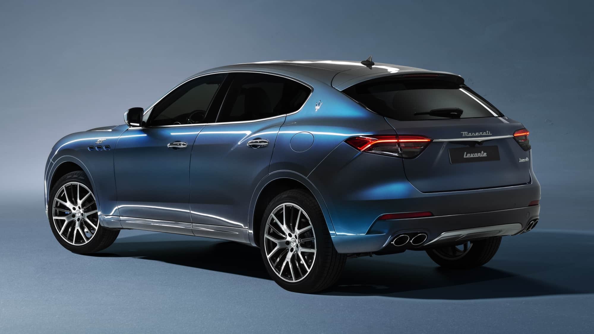 Maserati levante габариты